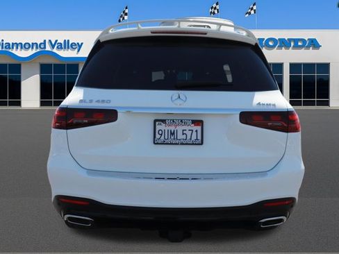 Used 2025 Mercedes-Benz GLS 450 4MATIC image 5
