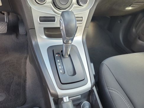 Certified 2019 Ford Fiesta SE image 18