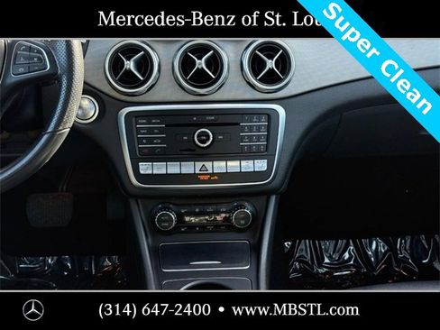 Used 2019 Mercedes-Benz GLA 250 4MATIC image 16
