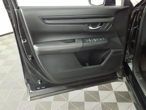 Used 2024 Honda CR-V Sport image 17
