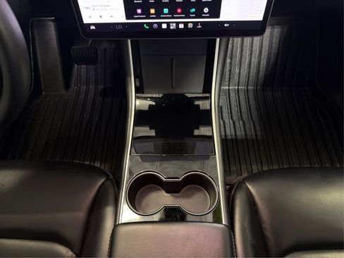 Used 2020 Tesla Model Y Long Range AWD/4WD image 19