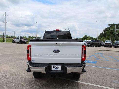 Used 2026 Ford F250 Lariat AWD/4WD image 7