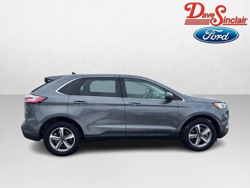 Used 2024 Ford Edge SEL w/ Convenience Package image 5