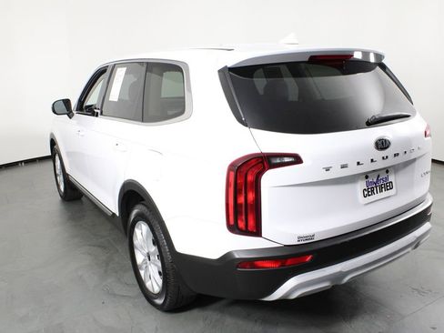 Used 2021 Kia Telluride LX image 3