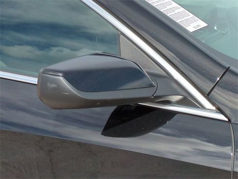 Used 2024 Chevrolet Malibu LT image 12