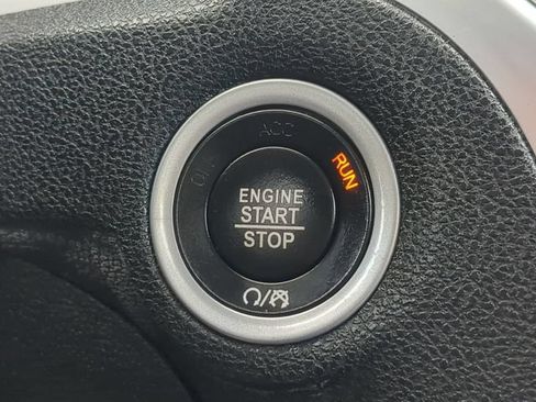 Used 2022 Chrysler 300 Touring RWD image 32