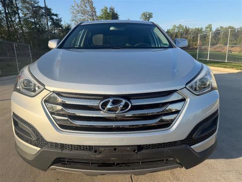 Used 2016 Hyundai Santa Fe Sport image 11