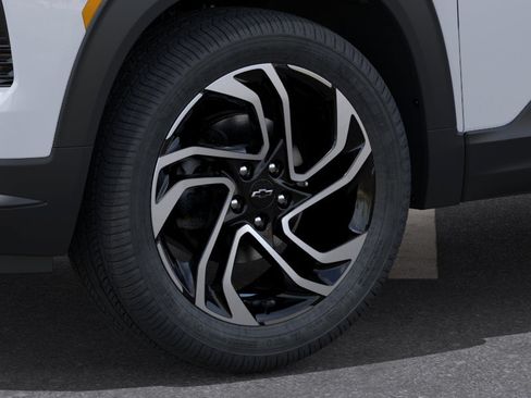 New 2026 Chevrolet TrailBlazer RS w/ Convenience Package AWD/4WD image 9
