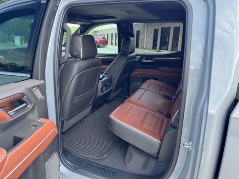 Used 2025 GMC Sierra 1500 Denali Ultimate AWD/4WD image 16