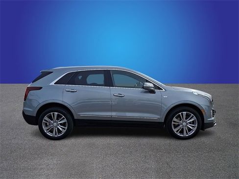 Certified 2024 Cadillac XT5 Premium Luxury w/ Technology Package image 4