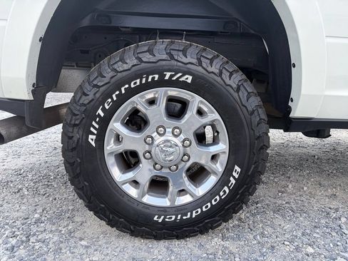 Used 2022 RAM 2500 Laramie AWD/4WD image 11