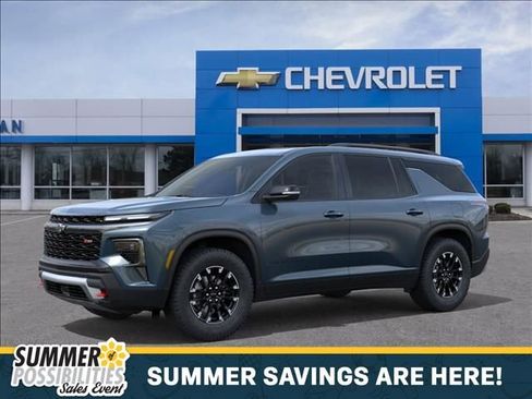New 2026 Chevrolet Traverse Z71 w/ Driver Confidence Package AWD/4WD image 2