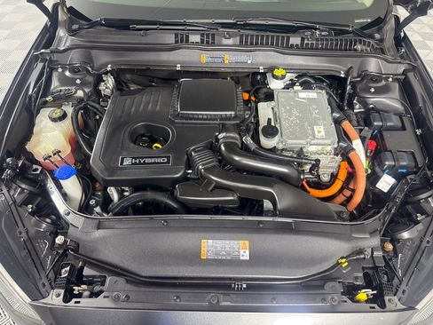 Used 2018 Ford Fusion S image 23