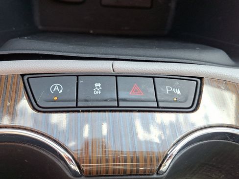 Used 2023 GMC Acadia SLE w/ Driver Convenience Package AWD/4WD image 25