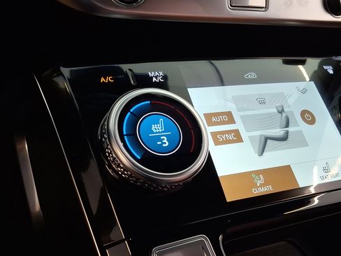 New 2024 Jaguar I-PACE R-Dynamic HSE image 18