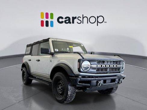 Used 2022 Ford Bronco Black Diamond image 7