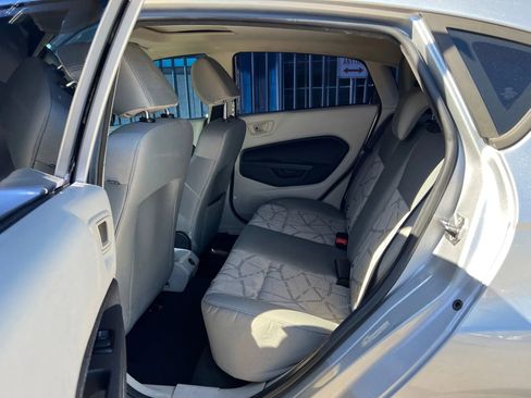 Used 2013 Ford Fiesta SE image 11