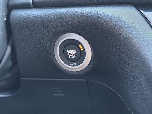 New 2026 Chrysler Pacifica Pinnacle image 20