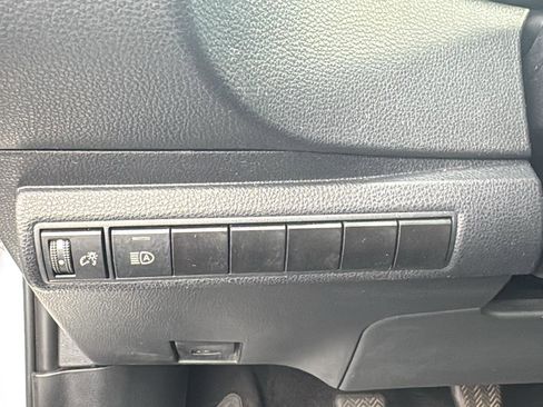 Certified 2022 Toyota Corolla SE image 12