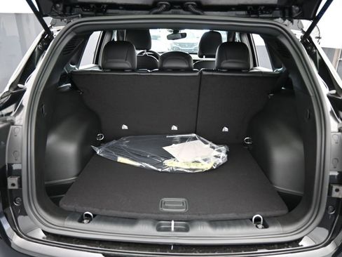 New 2026 Jeep Compass Latitude image 34