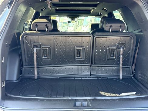 Used 2022 Chevrolet Traverse Premier w/ Redline Edition image 31