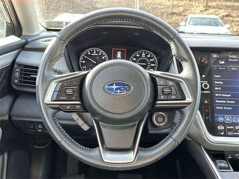Used 2022 Subaru Outback Premium image 7