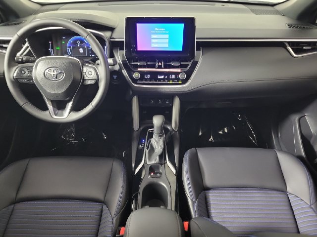Used 2024 Toyota Corolla Cross AWD Hybrid image 16