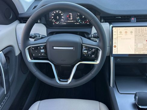 New 2025 Land Rover Discovery Sport S image 24