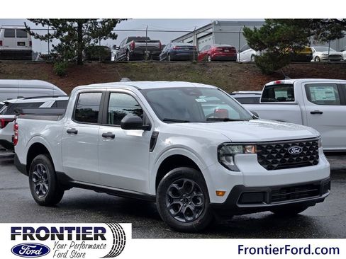 Used 2026 Ford Maverick XLT image 3