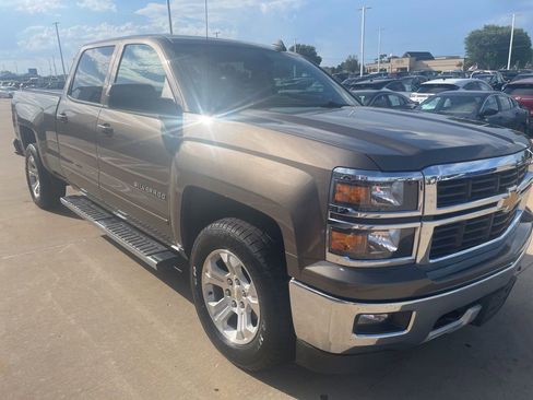Used 2015 Chevrolet Silverado 1500 LT w/ All Star Edition AWD/4WD image 3