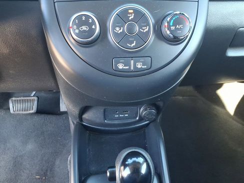 Used 2012 Kia Soul image 18