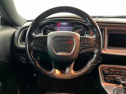 Certified 2022 Dodge Challenger R/T image 12