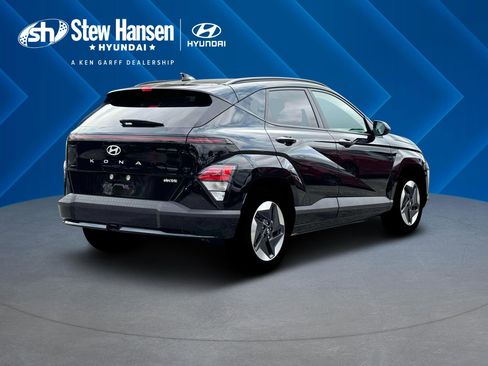 New 2025 Hyundai Kona SEL image 8