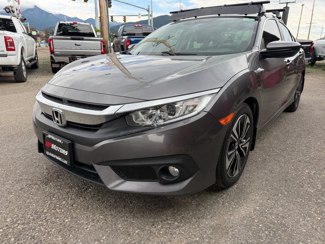 Used 2018 Honda Civic EX-T image 4
