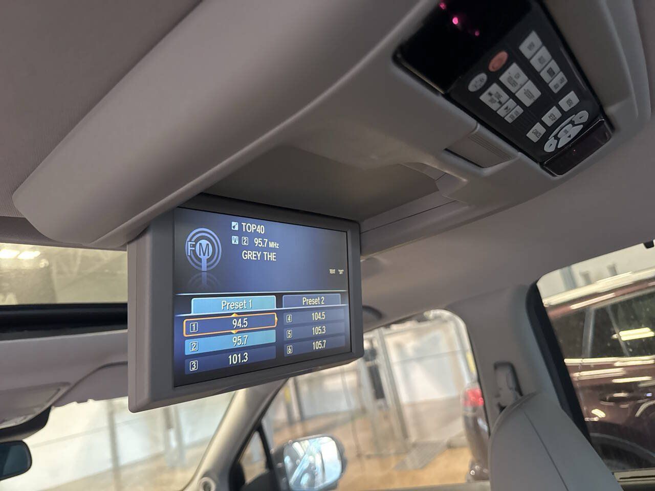 Used 2016 Honda Pilot Touring image 8