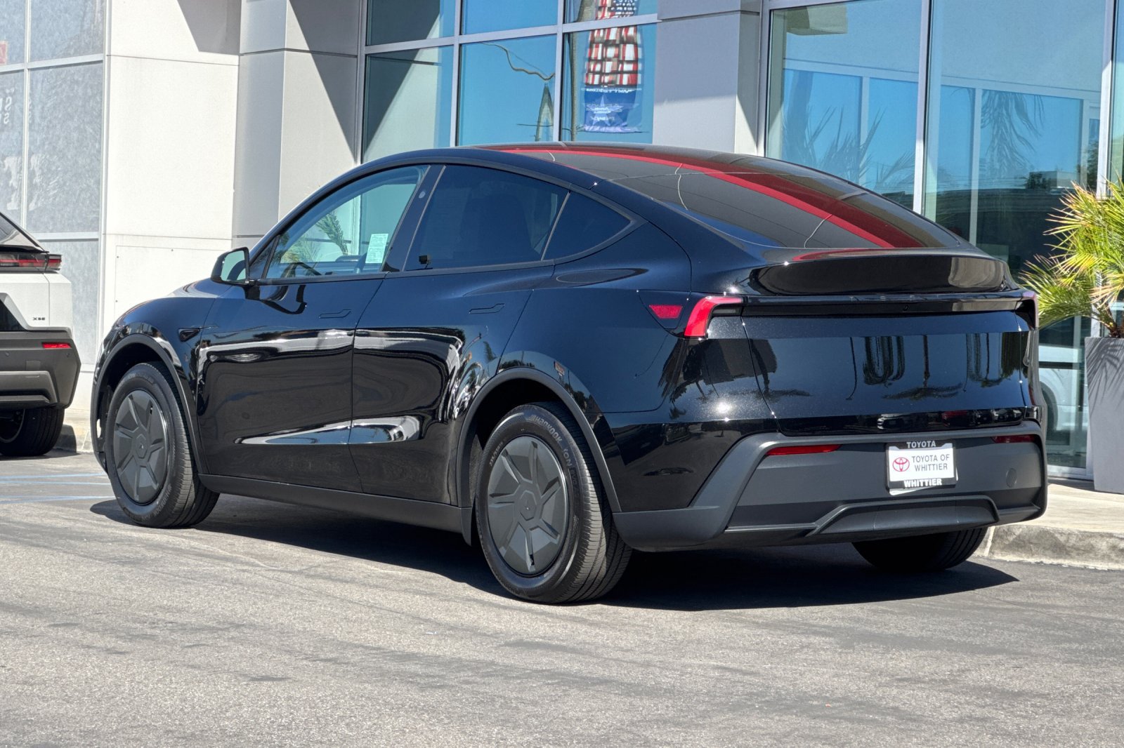 Used 2026 Tesla Model Y Long Range RWD image 7