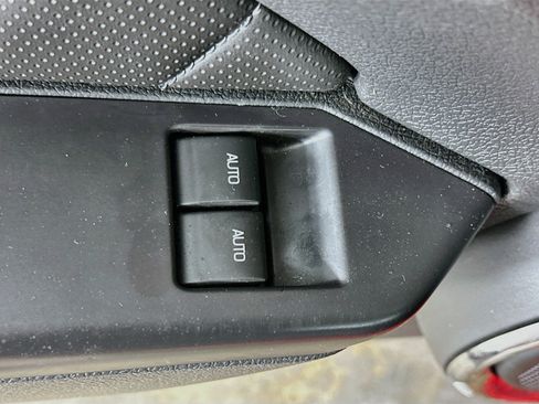 Used 2014 Ford Mustang Premium RWD image 15