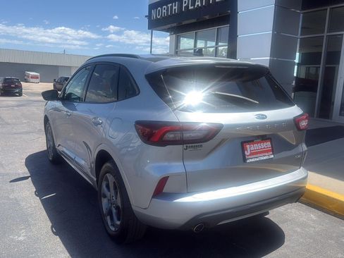 Used 2024 Ford Escape ST-Line AWD/4WD image 2