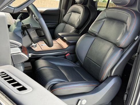 New 2026 Lincoln Navigator Black Label AWD/4WD image 34