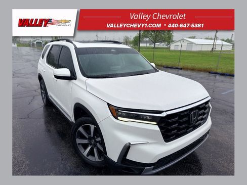 Used 2023 Honda Pilot Elite image 1