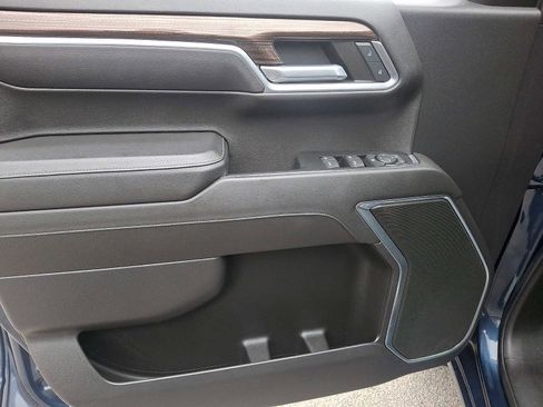 Used 2022 Chevrolet Silverado 1500 LT image 13