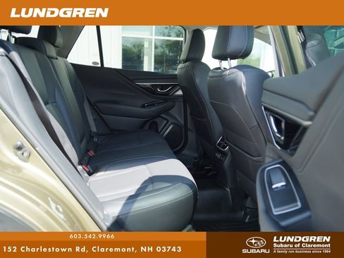 Used 2020 Subaru Outback Limited AWD/4WD image 31