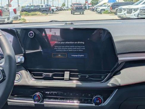 New 2026 Chevrolet Equinox RS w/ Convenience Package III FWD image 21