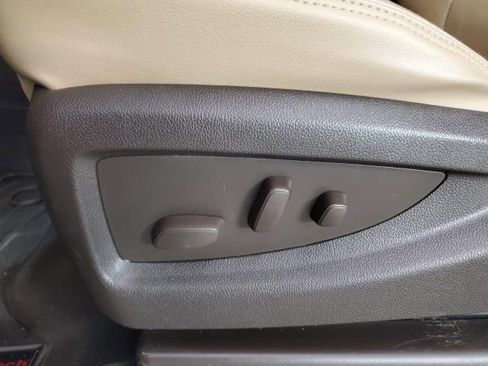 Used 2017 GMC Sierra 2500 Denali w/ Duramax Plus Package image 15