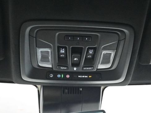 Used 2026 GMC Sierra 2500 AT4X AWD/4WD image 19