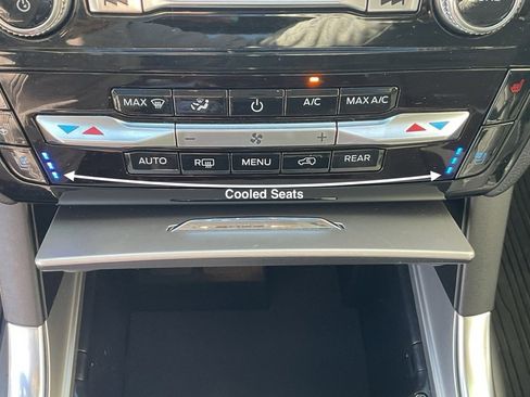 Used 2023 Ford Explorer Limited w/ Equipment Group 301A image 16