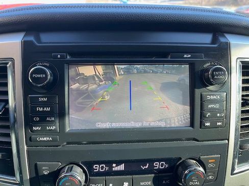 Used 2017 Nissan Titan SL AWD/4WD image 18