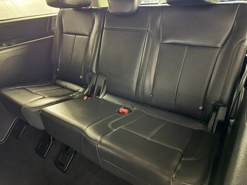 Used 2024 Ford Expedition Max XLT AWD/4WD image 41