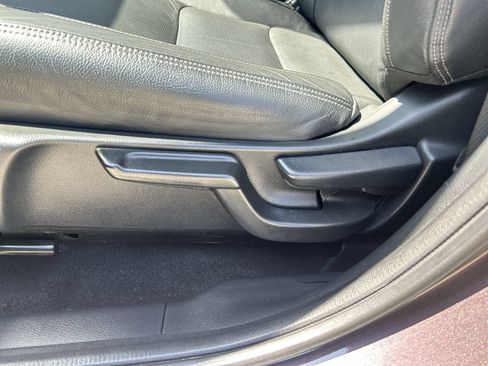 Used 2019 Honda HR-V EX-L image 14