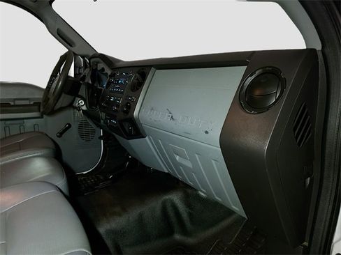 Used 2011 Ford F450 XL w/ XL Value Pkg image 20